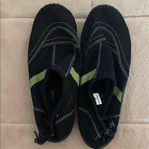 Water shoes